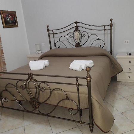 Apartment La Maison Messina Bagian luar foto