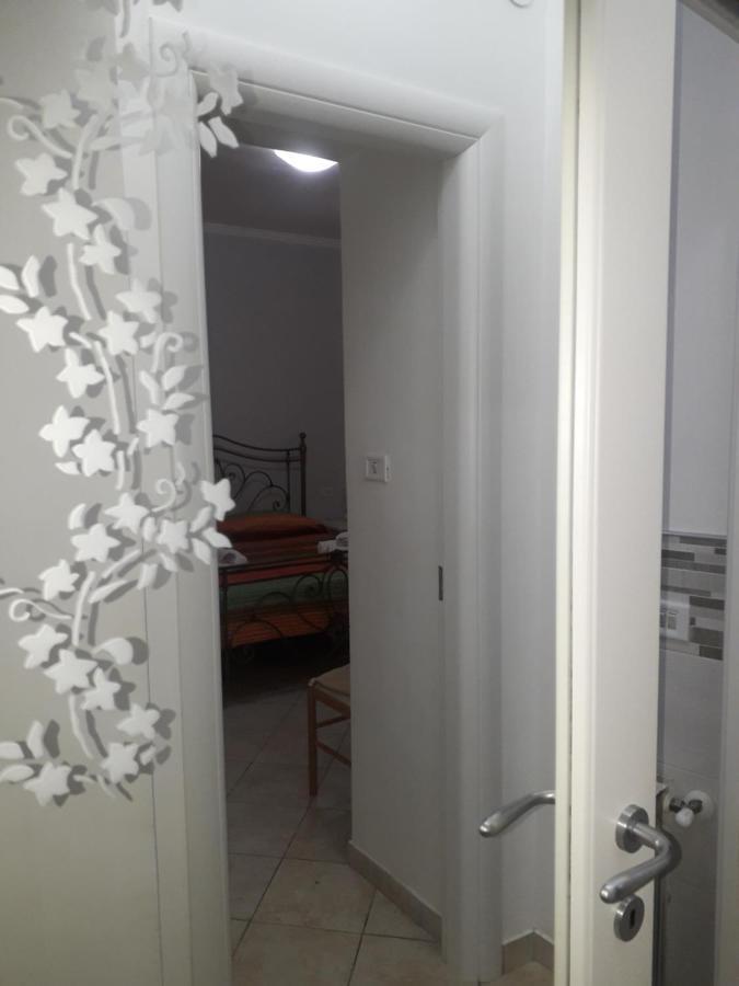 Apartment La Maison Messina Bagian luar foto