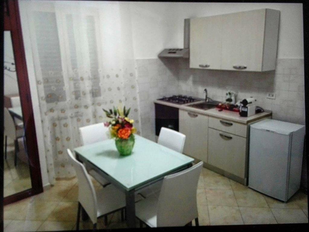 Apartment La Maison Messina Bagian luar foto