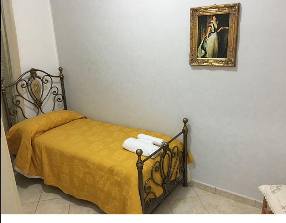 Apartment La Maison Messina Bagian luar foto